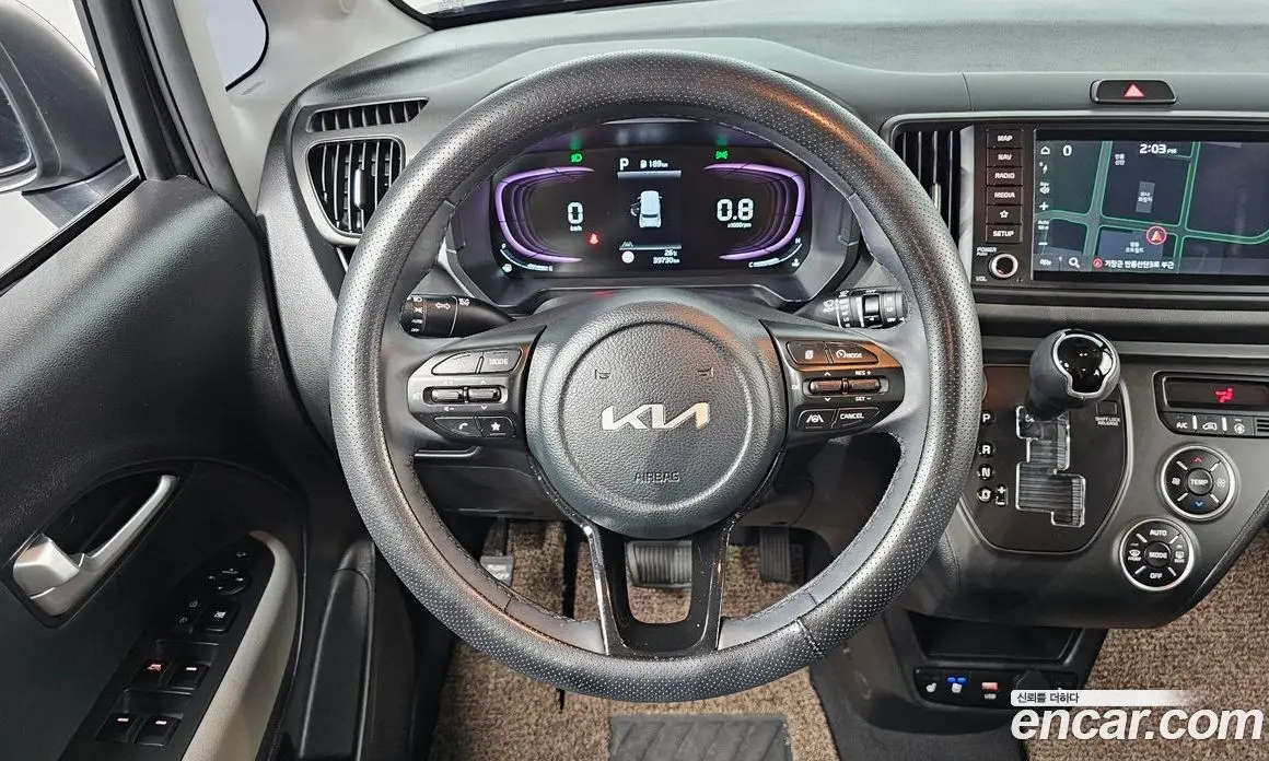 Kia Ray 2023 1.0 автомат (гидро), фото 19