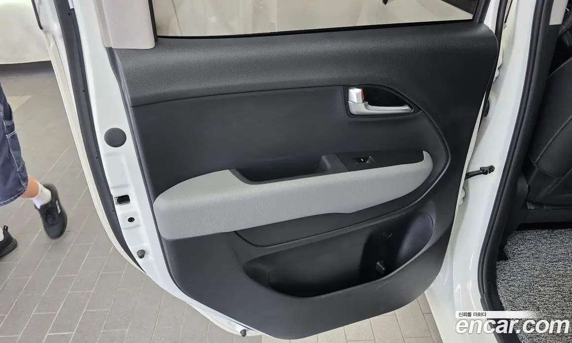 Kia Ray 2023 1.0 автомат (гидро), фото 15 Kia Ray 2023 1.0 автомат (гидро), фото 15
