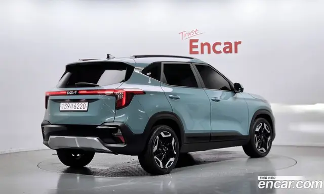 Kia Seltos 2023 1.6 автомат (гидро), миниатюра 2 Kia Seltos 2023 1.6 автомат (гидро), миниатюра 2