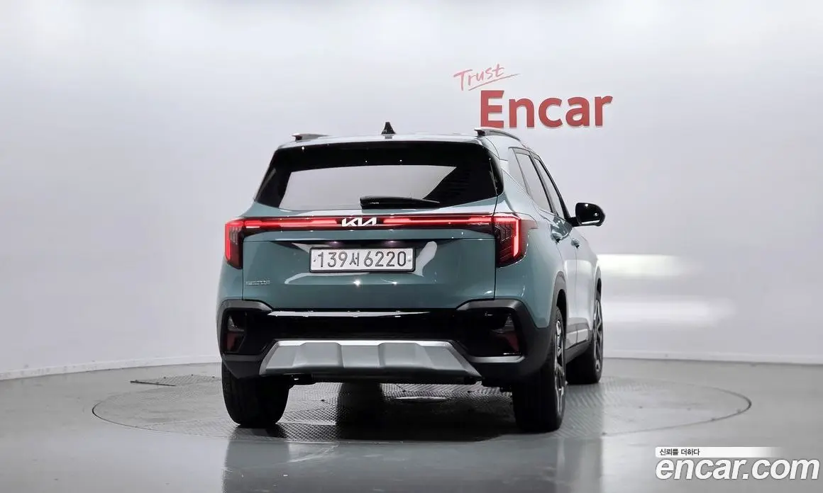 Kia Seltos 2023 1.6 автомат (гидро), фото 4 Kia Seltos 2023 1.6 автомат (гидро), фото 4