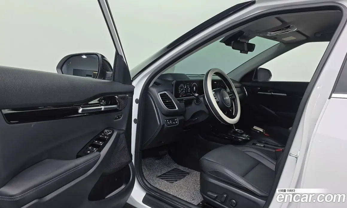 Kia Seltos 2024 2.0 автомат (гидро), фото 13