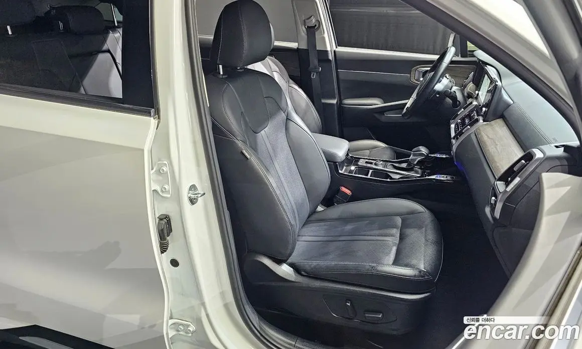 Kia Sorento 2021 2.2 автомат (гидро), фото 16 Kia Sorento 2021 2.2 автомат (гидро), фото 16