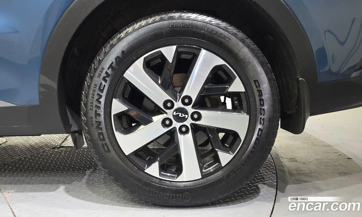 Kia Sorento 2022 2.2 автомат (гидро), фото 7 Kia Sorento 2022 2.2 автомат (гидро), фото 7