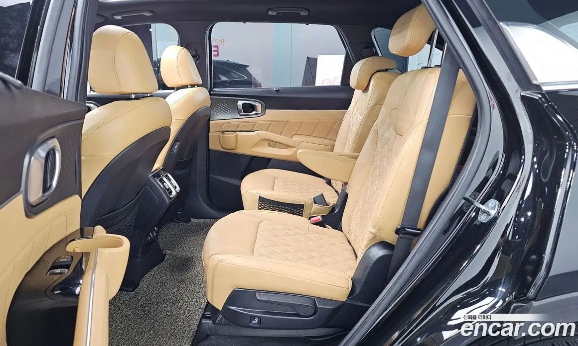 Kia Sorento 2022 1.6 автомат (гидро), фото 18 Kia Sorento 2022 1.6 автомат (гидро), фото 18