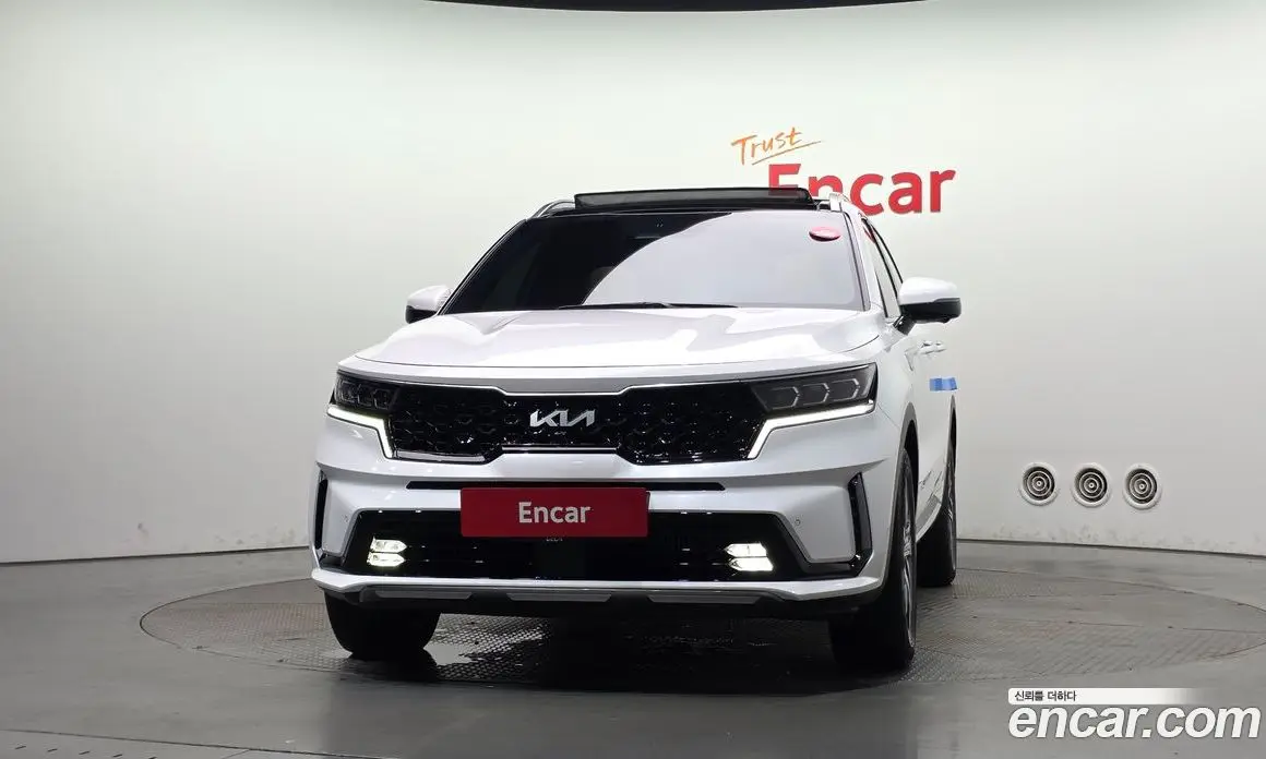 Kia Sorento 2023 1.6 автомат (гидро), фото 3