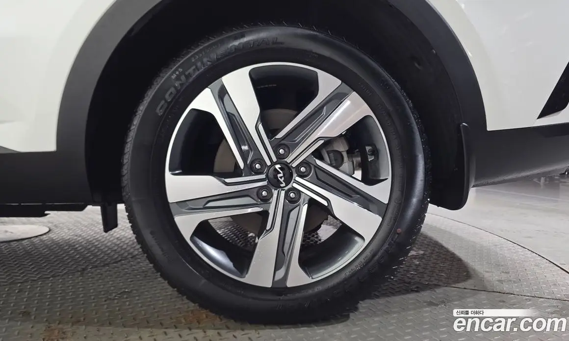 Kia Sorento 2023 1.6 автомат (гидро), фото 7