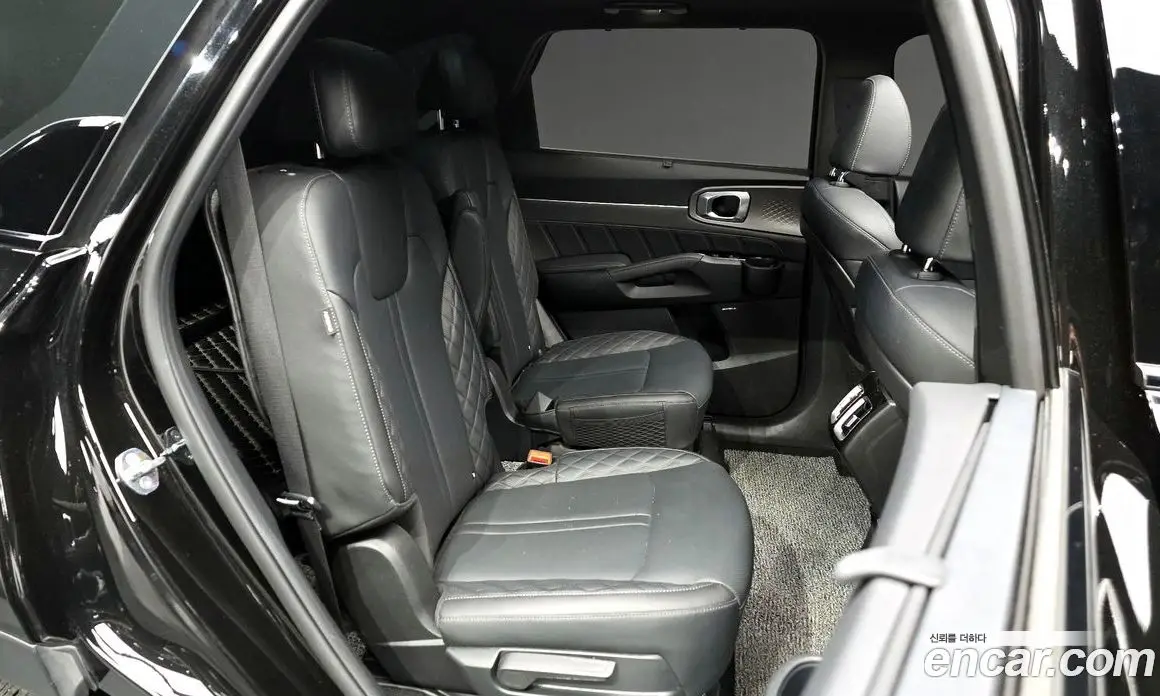Kia Sorento 2024 2.5 автомат (гидро), фото 17 Kia Sorento 2024 2.5 автомат (гидро), фото 17