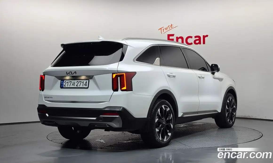 Kia Sorento 2024 2.5 автомат (гидро), фото 2 Kia Sorento 2024 2.5 автомат (гидро), фото 2