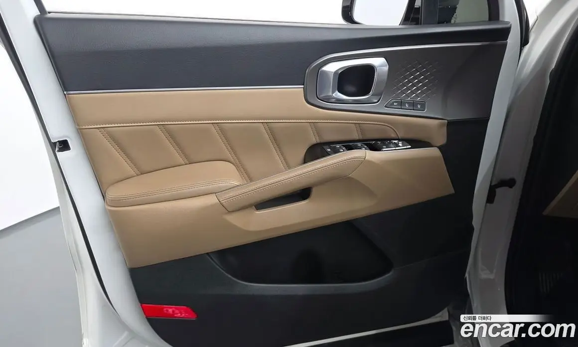 Kia Sorento 2024 2.5 автомат (гидро), фото 14 Kia Sorento 2024 2.5 автомат (гидро), фото 14