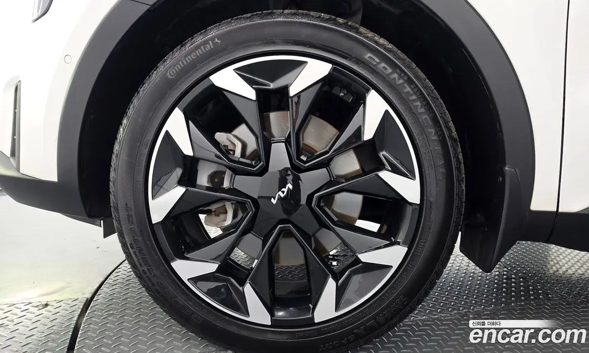 Kia Sorento 2024 2.5 автомат (гидро), фото 5 Kia Sorento 2024 2.5 автомат (гидро), фото 5