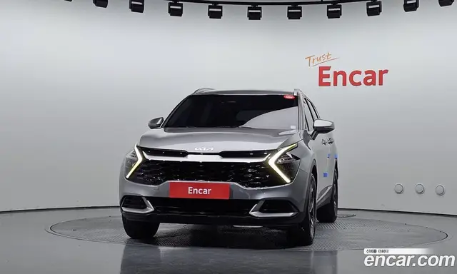 Kia Sportage 2022 2.0 автомат (гидро), миниатюра 3