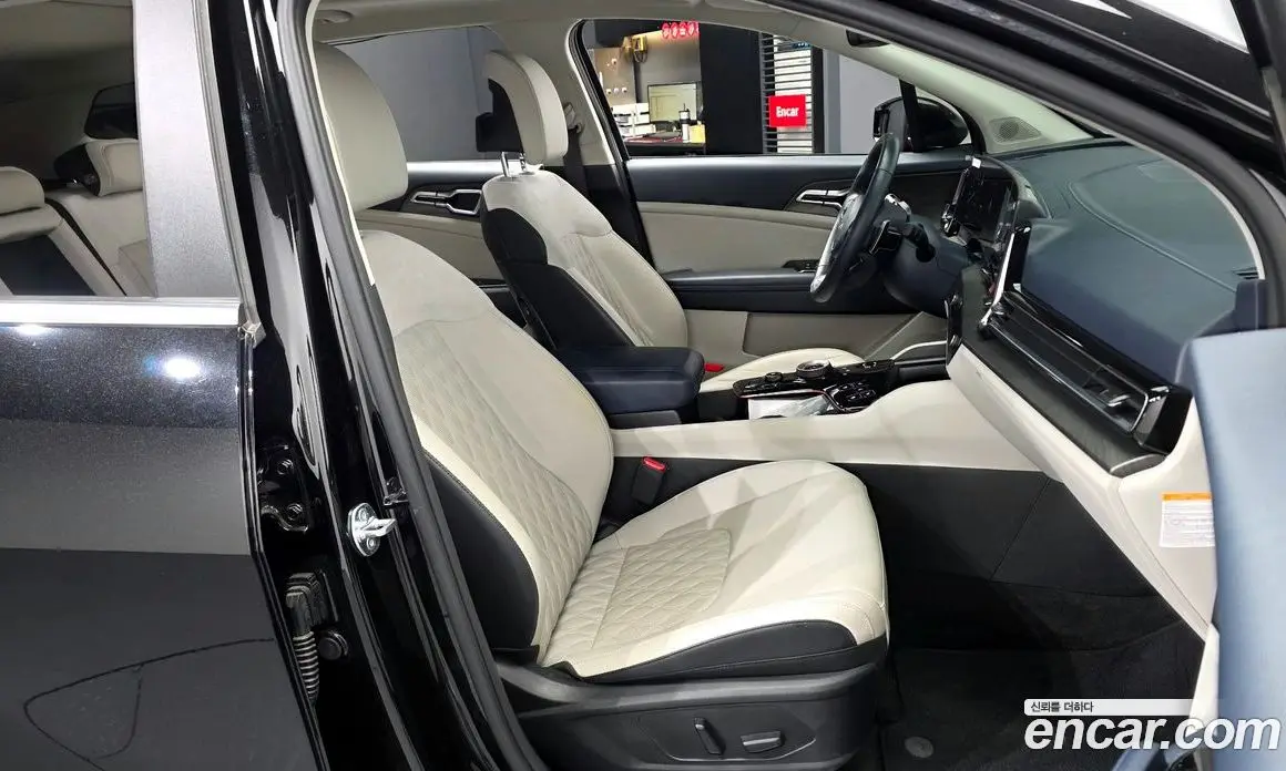 Kia Sportage 2023 1.6 автомат (гидро), фото 17 Kia Sportage 2023 1.6 автомат (гидро), фото 17