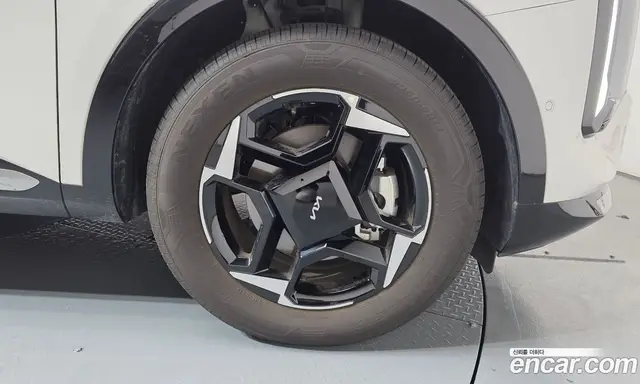 Kia Sportage 2025 1.6 автомат (гидро), миниатюра 4 Kia Sportage 2025 1.6 автомат (гидро), миниатюра 4