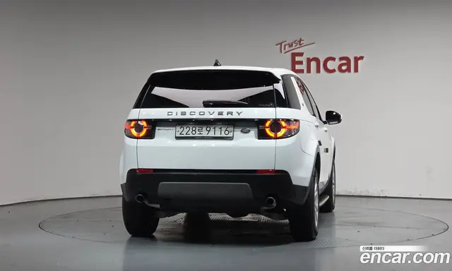 Land Rover Discovery Sport 2017 2.0 автомат (гидро), миниатюра 3