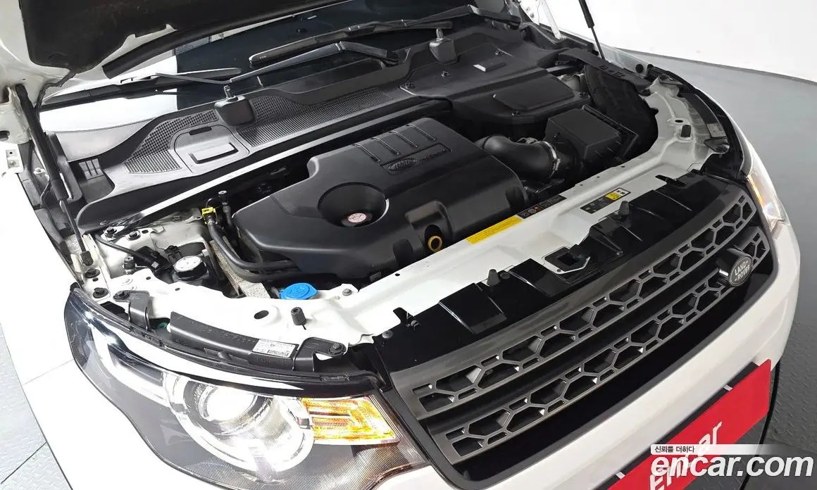 Land Rover Discovery Sport 2017 2.0 автомат (гидро), фото 5