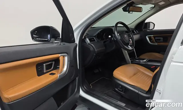 Land Rover Discovery Sport 2018 2.0 автомат (гидро), миниатюра 12