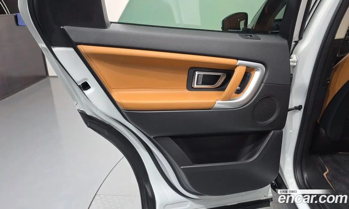 Land Rover Discovery Sport 2018 2.0 автомат (гидро), фото 14 Land Rover Discovery Sport 2018 2.0 автомат (гидро), фото 14