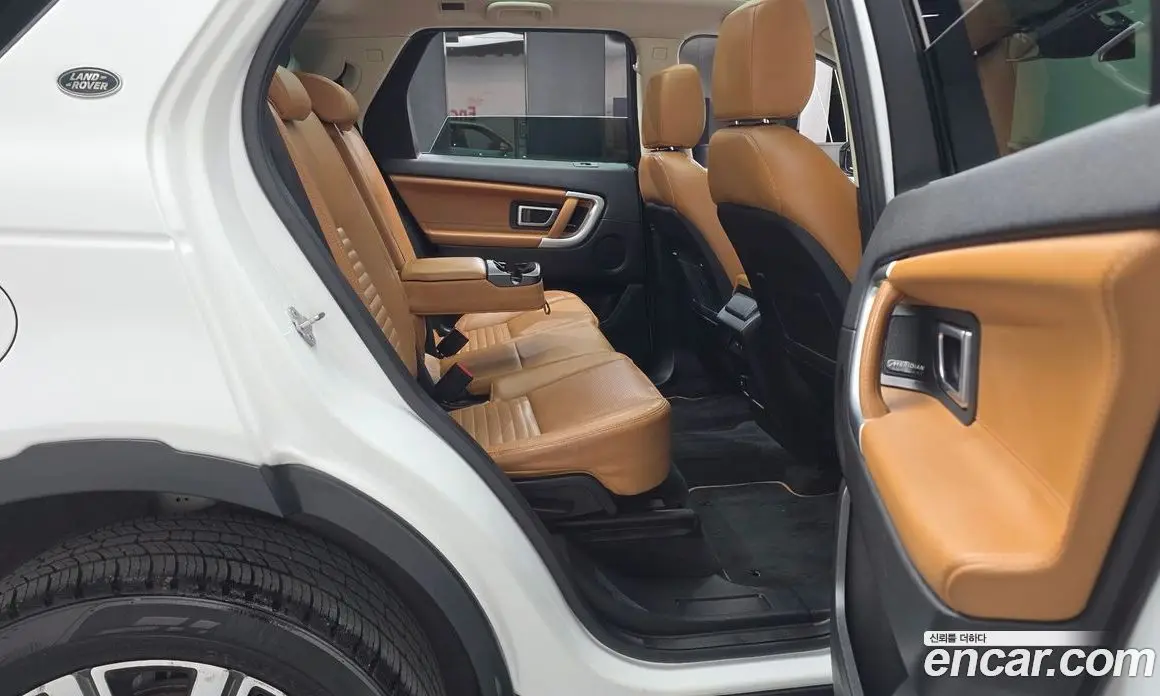 Land Rover Discovery Sport 2018 2.0 автомат (гидро), фото 16 Land Rover Discovery Sport 2018 2.0 автомат (гидро), фото 16