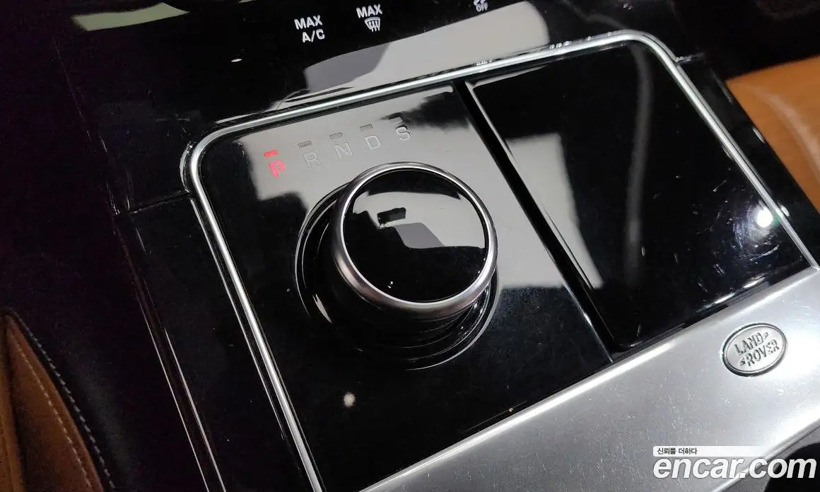Land Rover Range Rover Velar 2019 3.0 автомат (гидро), фото 11