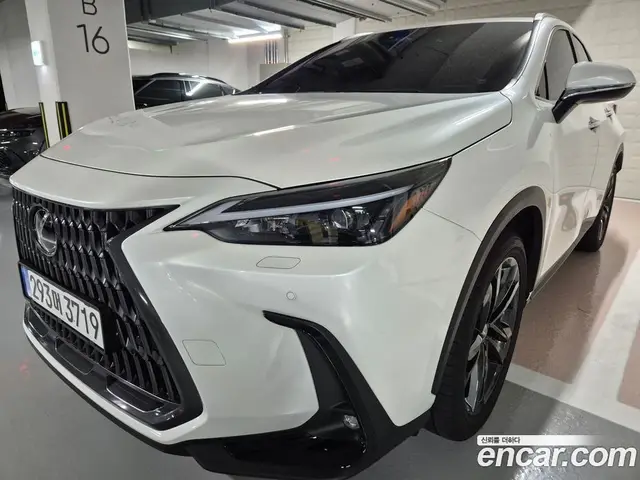 Lexus NX 2025 2.5 автомат (гидро), миниатюра 7