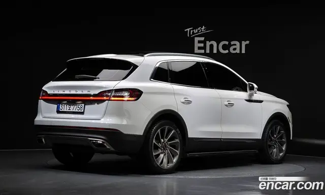 Lincoln Nautilus 2020 2.7 автомат (гидро), миниатюра 2