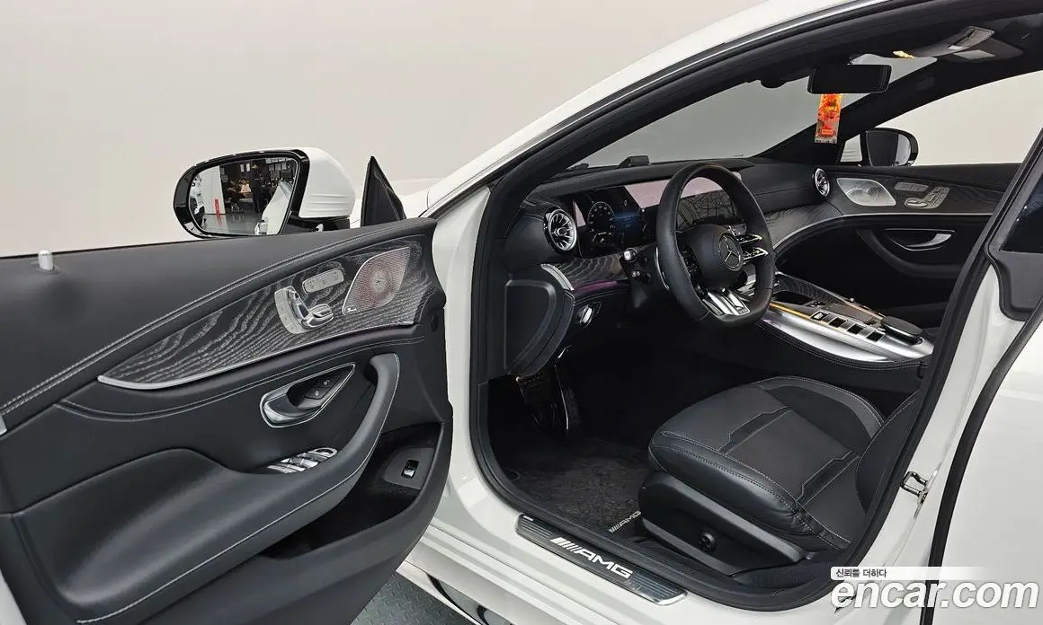 Mercedes-Benz AMG GT 2024 3.0 автомат (гидро), фото 13
