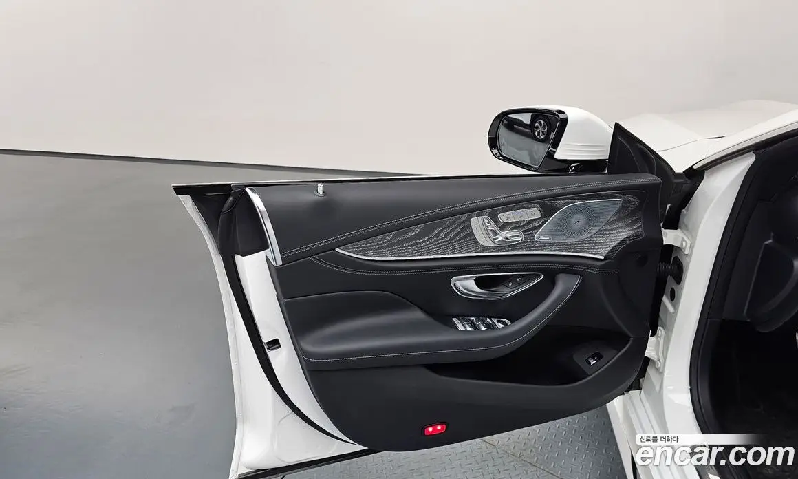 Mercedes-Benz AMG GT 2024 3.0 автомат (гидро), фото 14