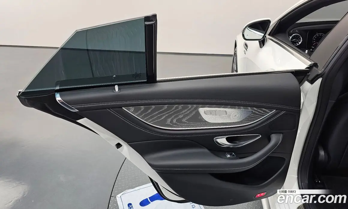 Mercedes-Benz AMG GT 2024 3.0 автомат (гидро), фото 15