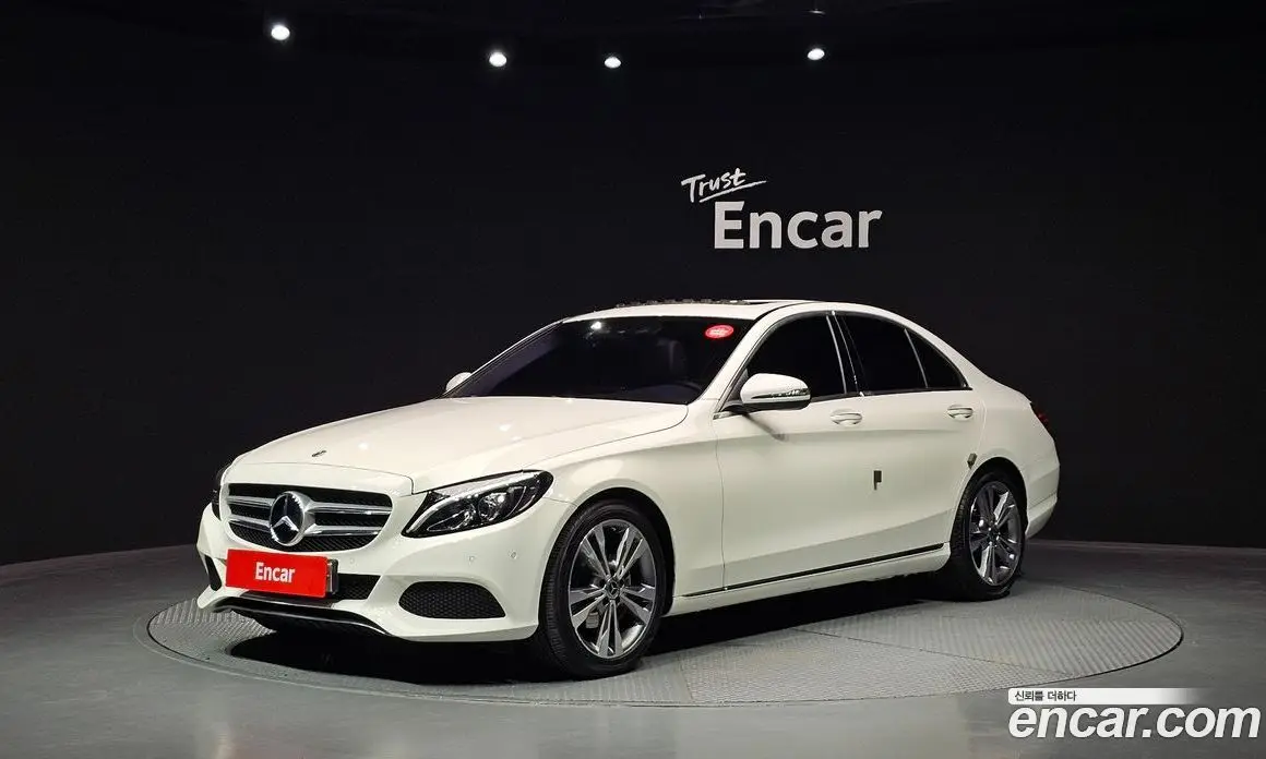 Mercedes-Benz C-Class 2017 2.1 автомат (гидро), фото 1 Mercedes-Benz C-Class 2017 2.1 автомат (гидро), фото 1