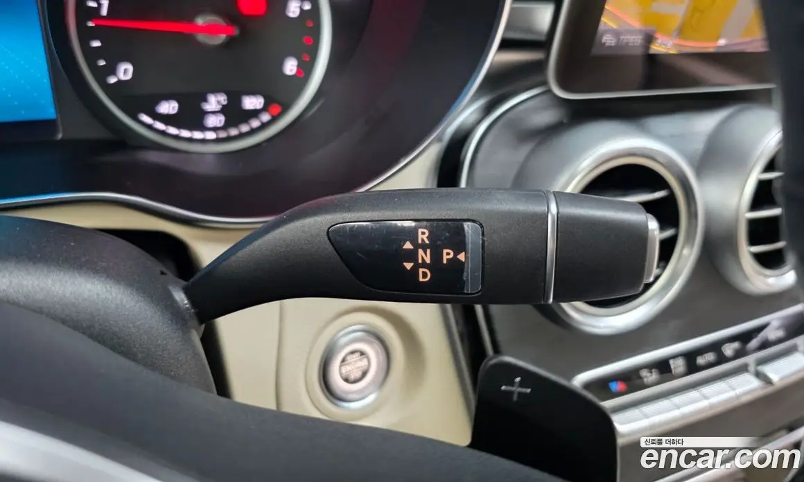Mercedes-Benz C-Class 2019 1.9 автомат (гидро), фото 12