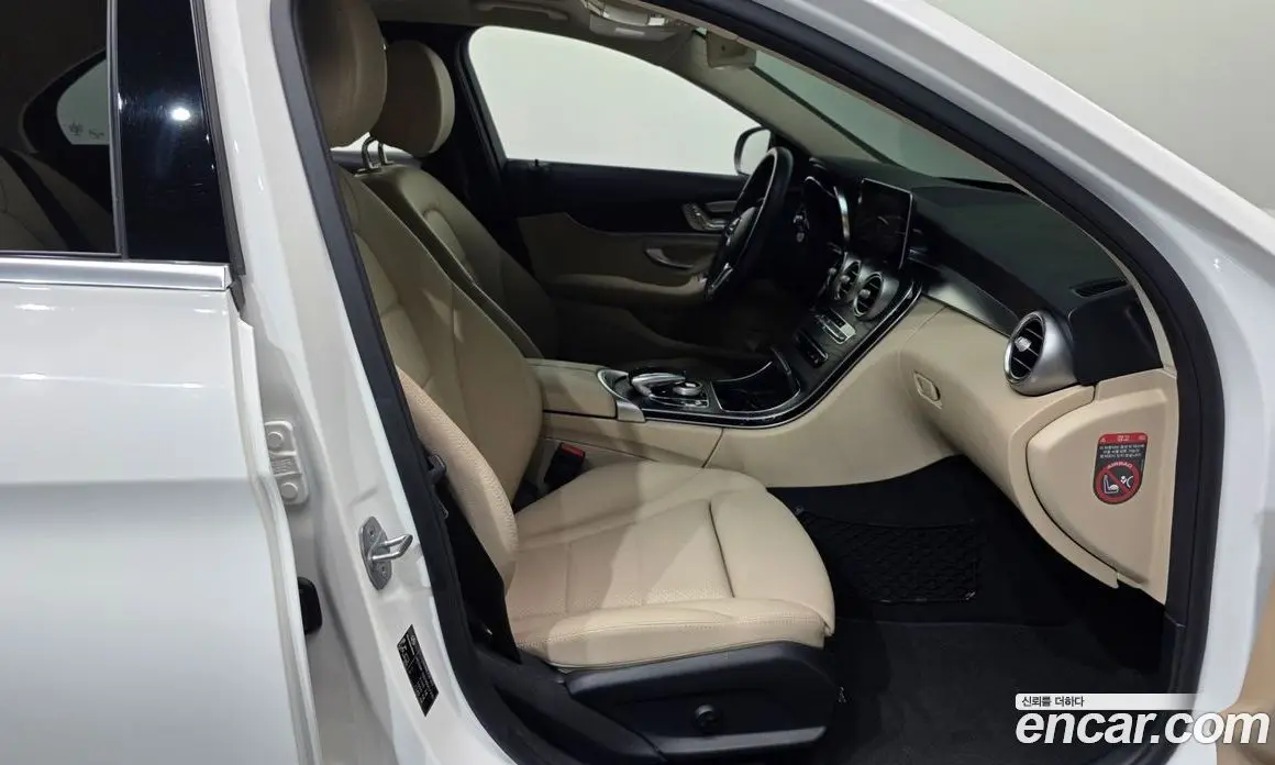 Mercedes-Benz C-Class 2019 1.9 автомат (гидро), фото 17