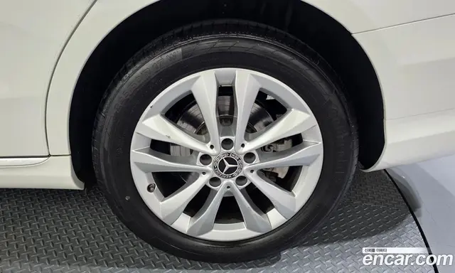 Mercedes-Benz C-Class 2019 1.9 автомат (гидро), миниатюра 7