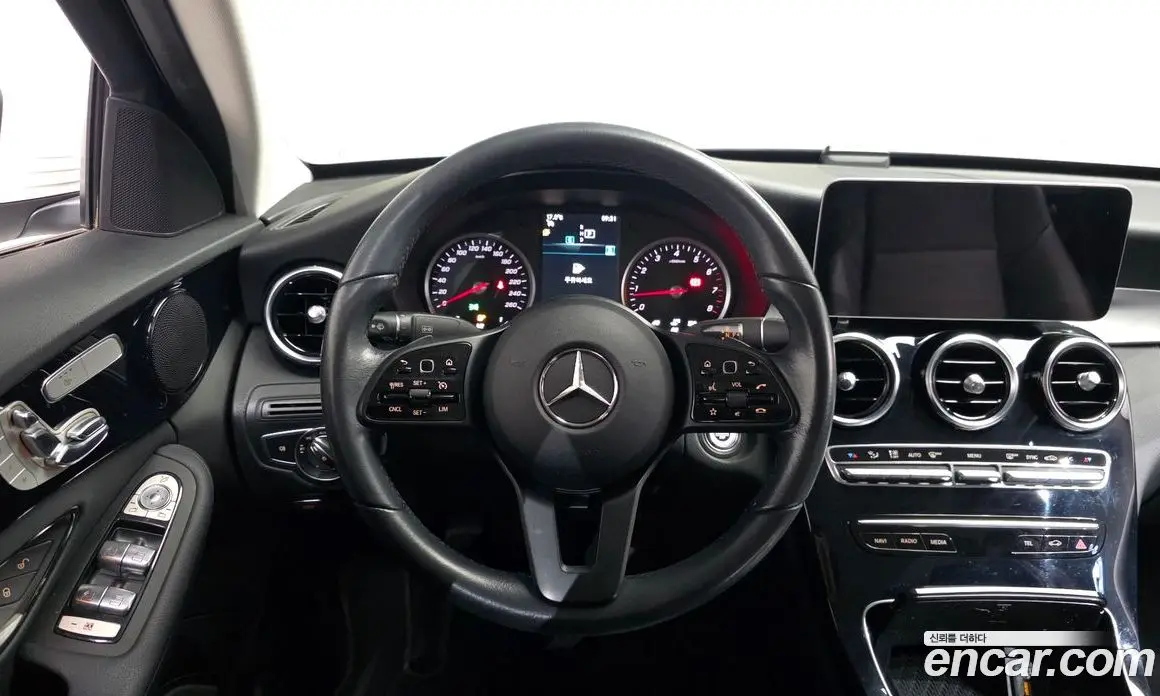 Mercedes-Benz C-Class 2020 2.0 автомат (гидро), фото 19 Mercedes-Benz C-Class 2020 2.0 автомат (гидро), фото 19