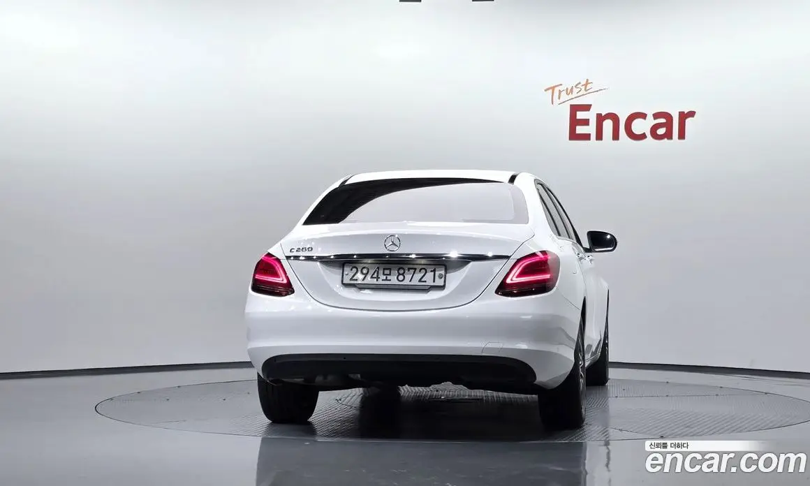Mercedes-Benz C-Class 2020 2.0 автомат (гидро), фото 4 Mercedes-Benz C-Class 2020 2.0 автомат (гидро), фото 4