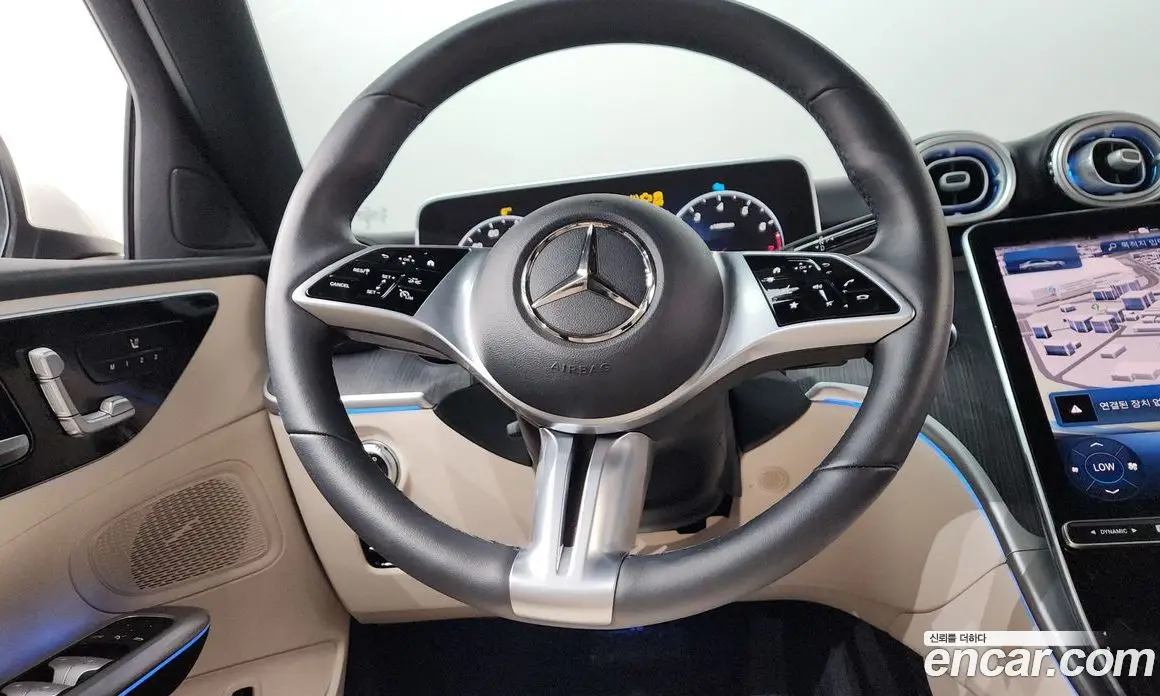 Mercedes-Benz C-Class 2023 2.0 автомат (гидро), фото 19