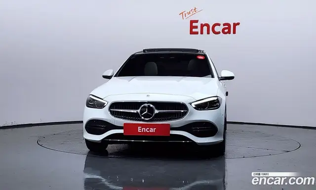 Mercedes-Benz C-Class 2023 2.0 автомат (гидро), миниатюра 3