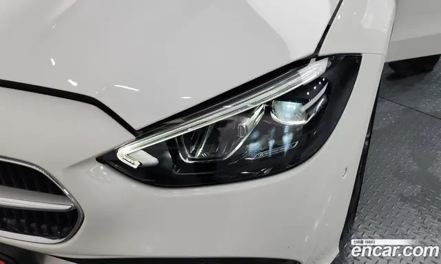 Mercedes-Benz C-Class 2023 2.0 автомат (гидро), миниатюра 8