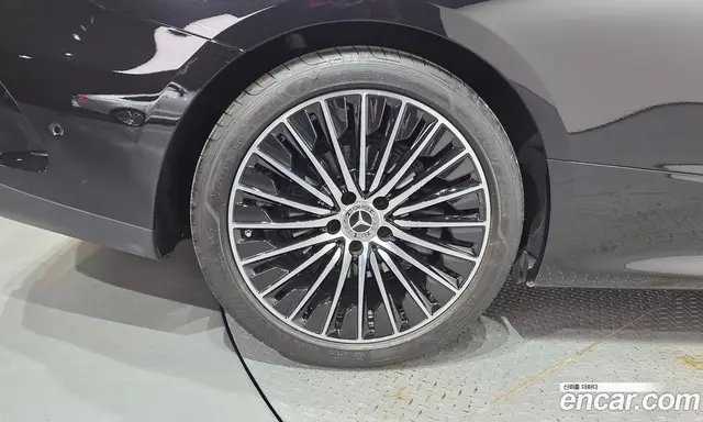Mercedes-Benz CLE-Class 2024 2.0 автомат (гидро), миниатюра 5