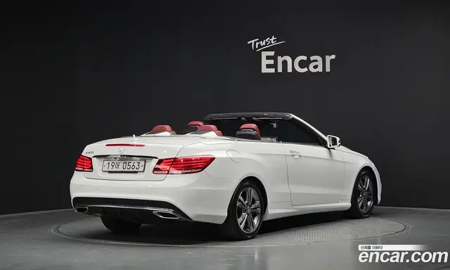 Mercedes-Benz E-Class 2016 2.0 автомат (гидро), миниатюра 2