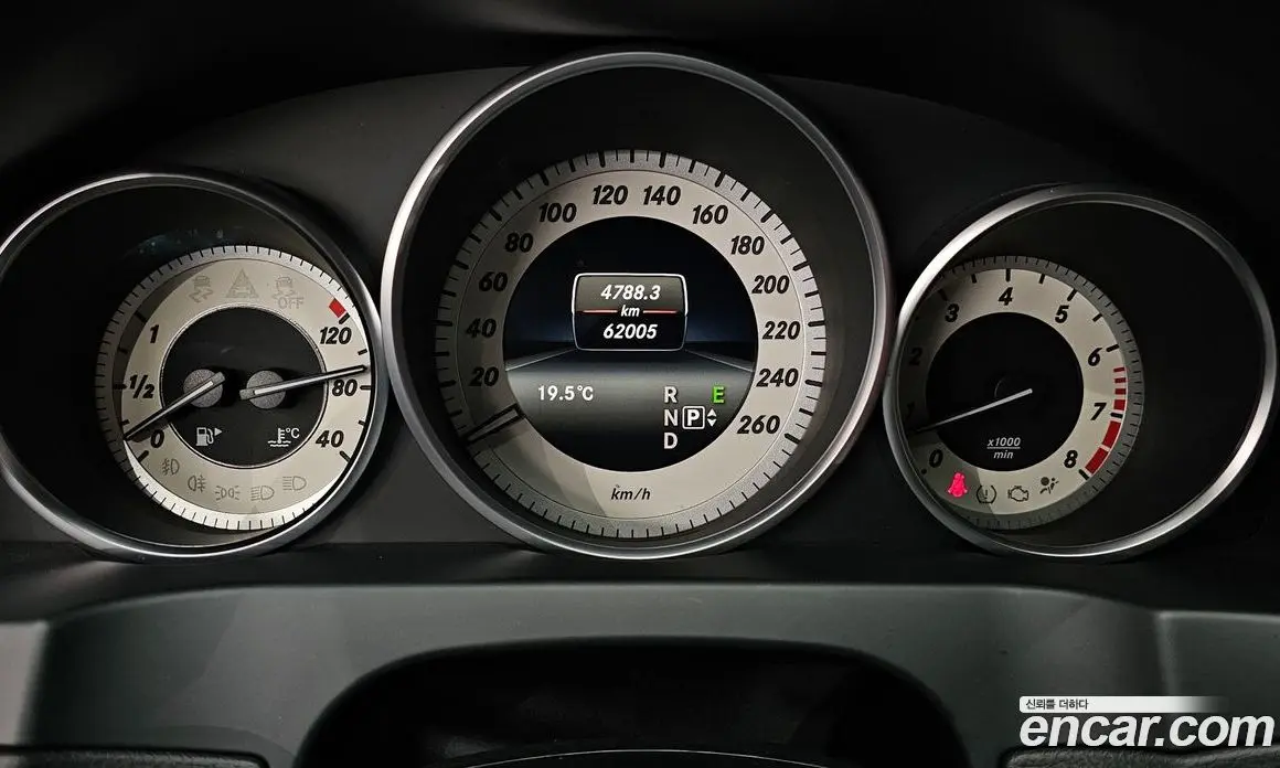 Mercedes-Benz E-Class 2016 2.0 автомат (гидро), фото 11