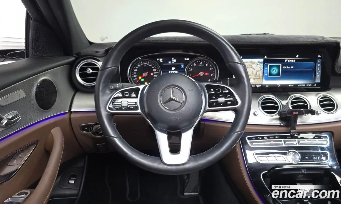 Mercedes-Benz E-Class 2018 2.0 автомат (гидро), фото 18 Mercedes-Benz E-Class 2018 2.0 автомат (гидро), фото 18