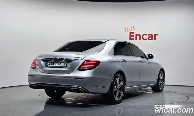 Mercedes-Benz E-Class, 2019, 80 145 км