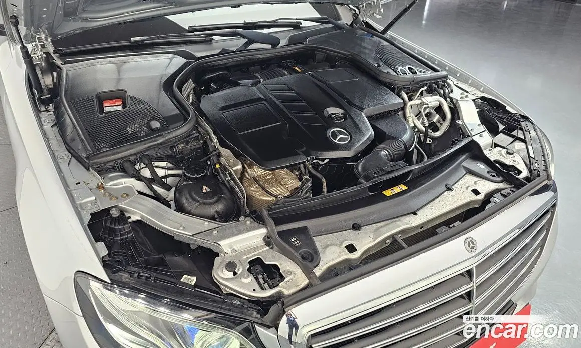 Mercedes-Benz E-Class 2019 1.9 автомат (гидро), фото 5