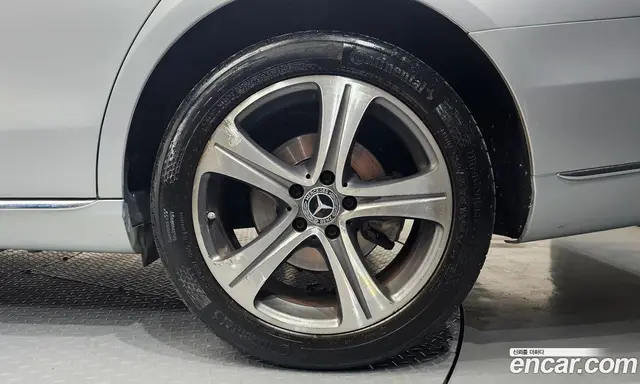Mercedes-Benz E-Class 2019 1.9 автомат (гидро), миниатюра 6