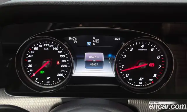 Mercedes-Benz E-Class 2019 2.0 автомат (гидро), миниатюра 11