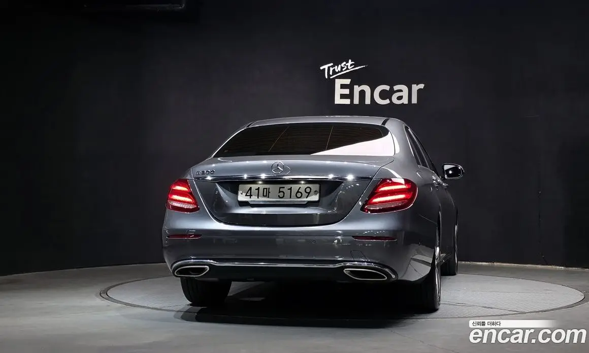 Mercedes-Benz E-Class 2019 2.0 автомат (гидро), фото 4