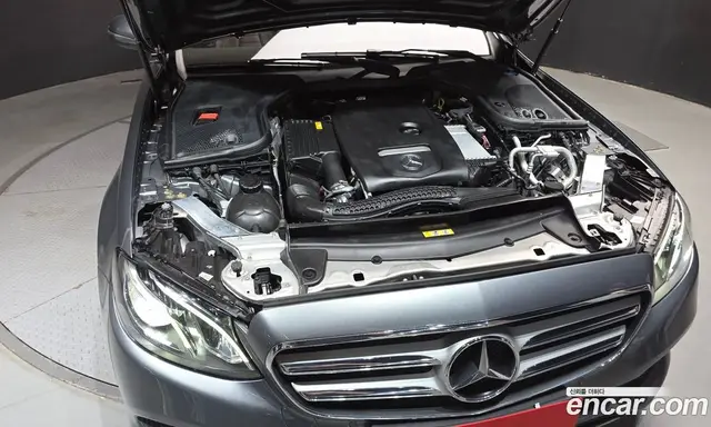 Mercedes-Benz E-Class 2019 2.0 автомат (гидро), миниатюра 6