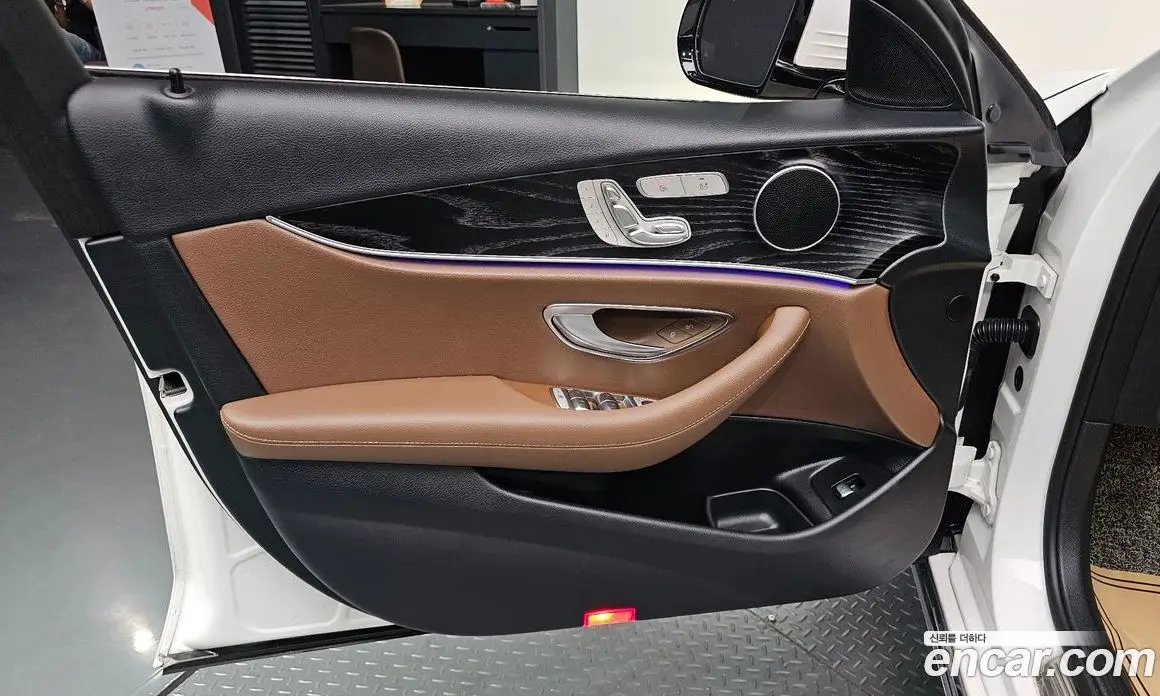 Mercedes-Benz E-Class 2019 1.9 автомат (гидро), фото 14