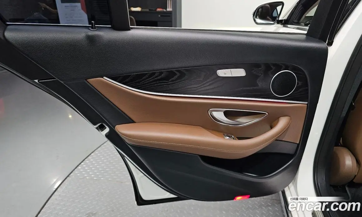 Mercedes-Benz E-Class 2019 1.9 автомат (гидро), фото 15
