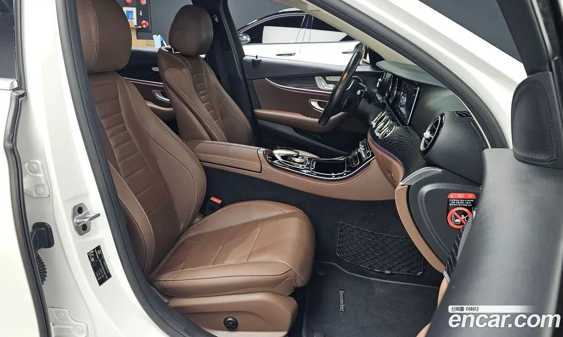 Mercedes-Benz E-Class 2019 1.9 автомат (гидро), фото 16
